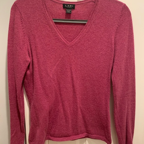 Fuchsia v neck cashmere sweater - Picture 1 of 3